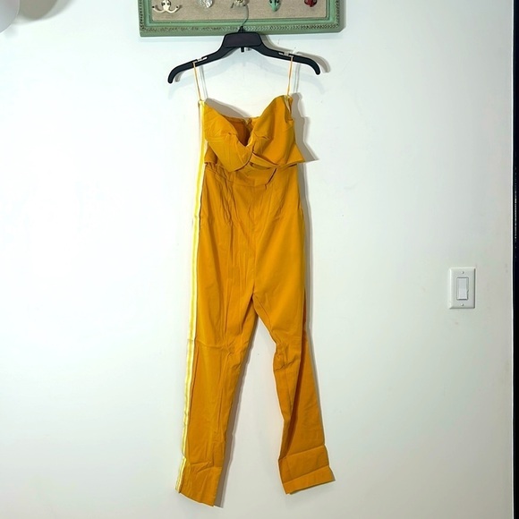 Uniq Yellow Strapless Zipper Back Ankle Length Romper w/Side Stripes LARGE NEW - Picture 2 of 8